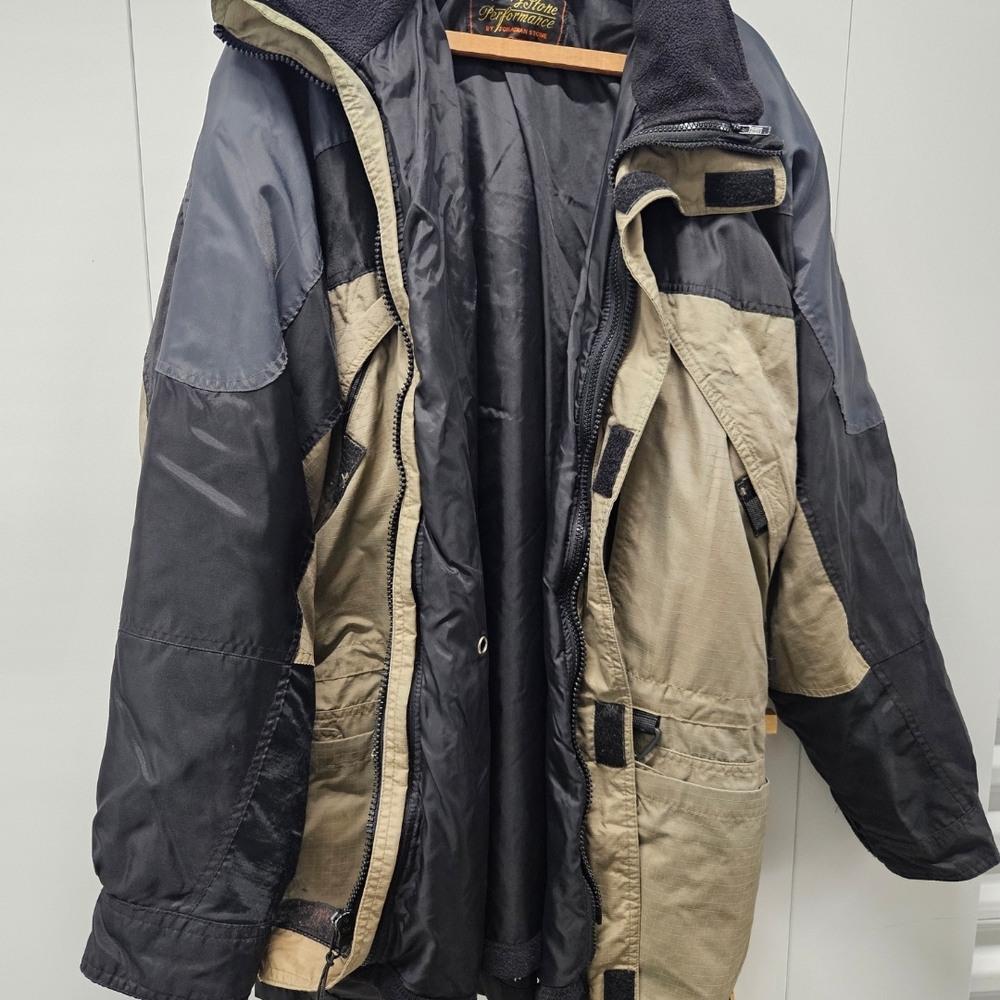 Men's Black and Tan Jacket